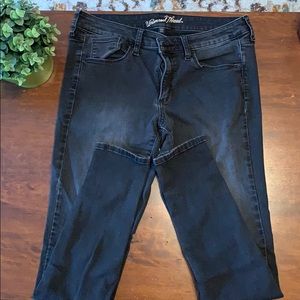 Universal Thread Mid Rise Black Jeans